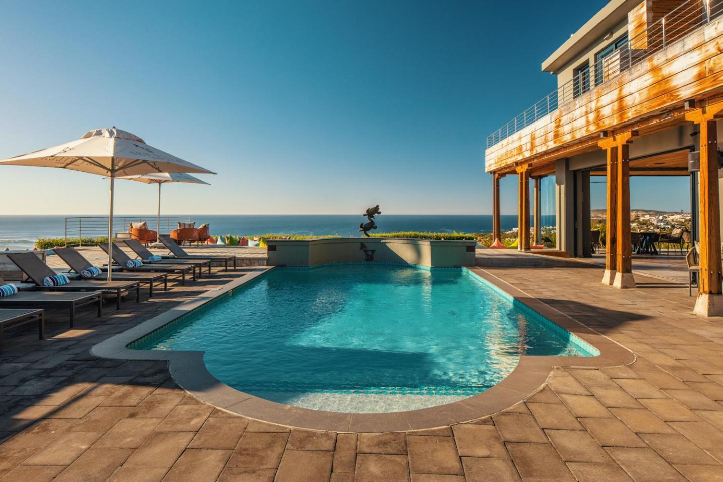 Sky Villa Boutique Hotel By Raw Africa Collection Plettenbergbaai Buitenkant foto The pool at the Cape Town edition