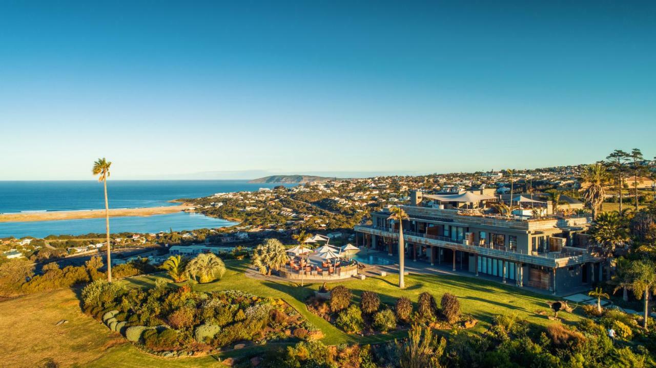 Sky Villa Boutique Hotel By Raw Africa Collection Plettenbergbaai Buitenkant foto Aerial view of the resort